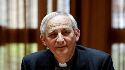 Zuppi, l'arcivescovo di Mosca: non cerchiamo soluzioni ma auspichiamo strade di pace