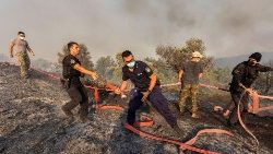 Incendio forestal en la isla de Rodas