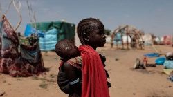 Fleeing Sudanese seek refuge in neighbouring Chad.