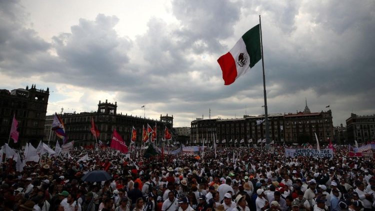 Eine Demo auf dem Zocalo-Platz in der Hauptstadt, Anfang Juli 23