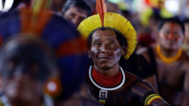 Die brasilianischen Xokleng feiern nach Entscheid des Obersten Gerichtshofes in Brasilia