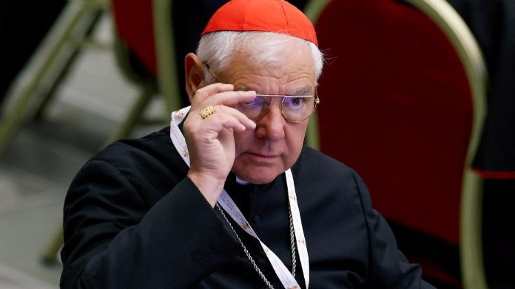 Kardinal Müller bei der Weltsynode