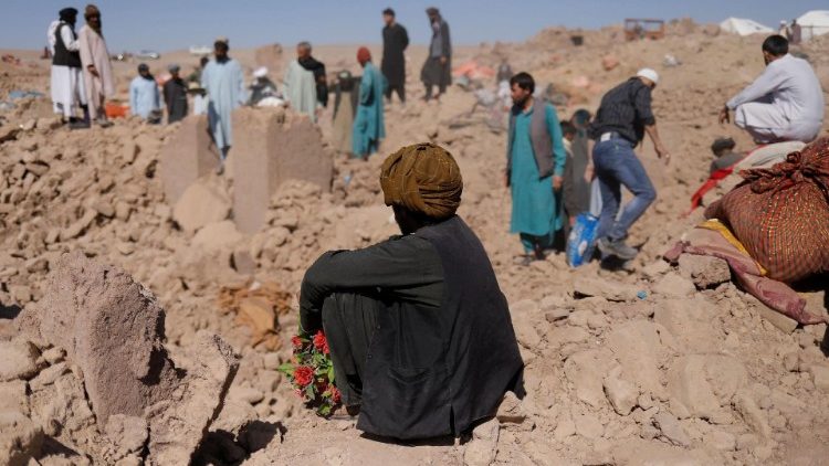 Secuelas del terremoto en Herat, Afganistán
