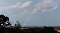 Ein Rakentenangriff der Terrororganisation Hamas auf Israel 