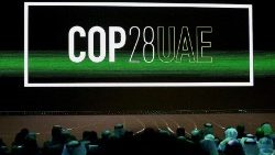 Logotipo da COP28, a ter lugar em Dubai (EAU), de finais de novembro a inícios de dezembro de 2023