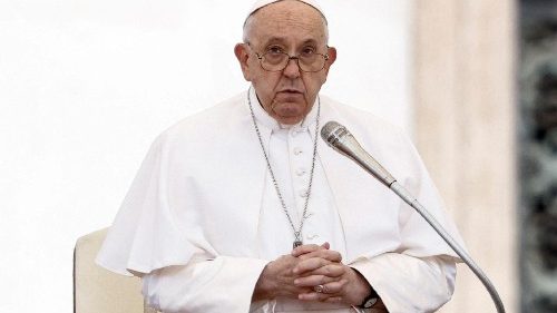 युद्ध से त्रस्त दुनिया में शांति के लिए प्रार्थना करने हेतु पोप का आह्वान