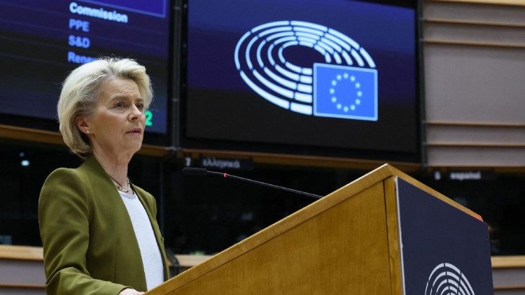 Ursula von der Leyen, Presidenta de la Comisión Europea, en la sesión del miércoles 8 de noviembre del Parlamento Europeo.