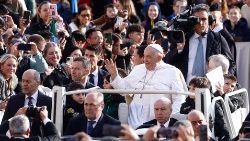 教皇フランシスコ　2023年11月22日の一般謁見　バチカン・聖ペトロ広場