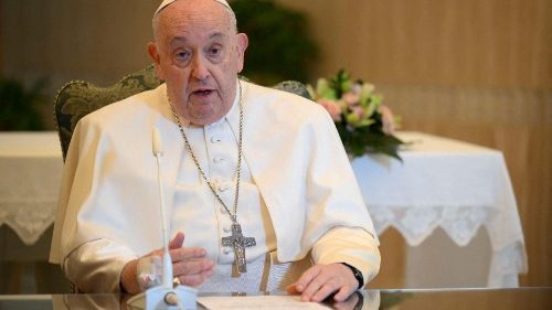 Le Pape souffre d'une inflammation pulmonaire, mais son état s'améliore