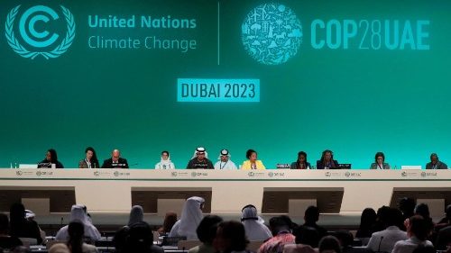 Cop28, bozza di accordo: triplicare le rinnovabili entro il 2030