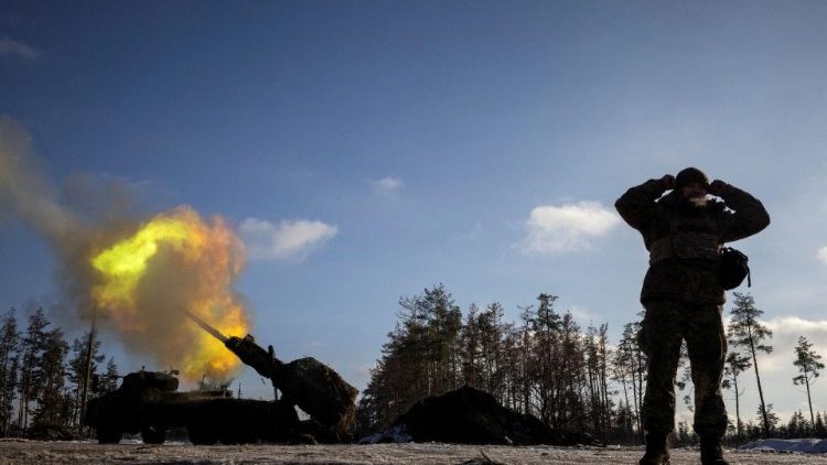 FILE PHOTO: A Swedish-made Archer self-propelled howitzer of Ukraine’s 45th separate artillery brigade fires at Russian positions in the Donetsk region