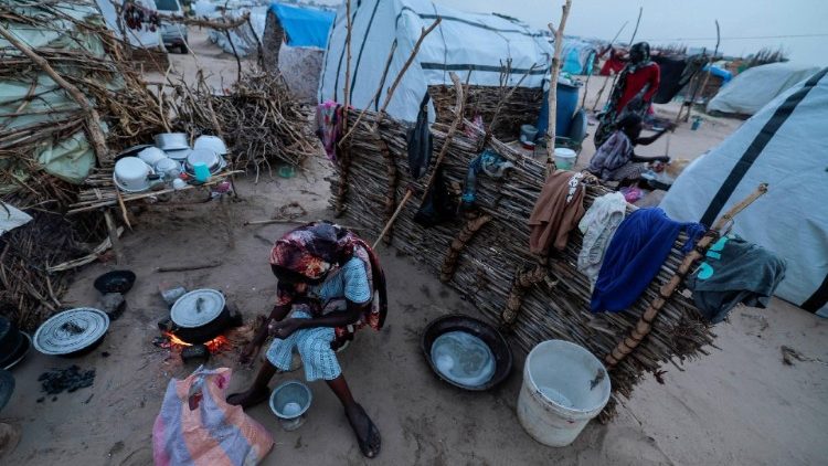 Sudanese refugees in makeshift shelters in Adre, Chad