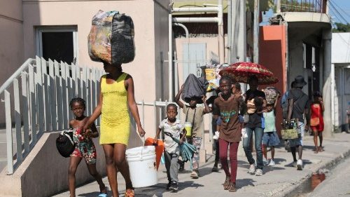 La embajada estadounidense evacúa a su personal en Haití