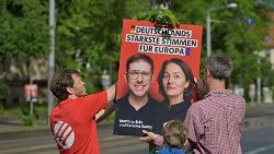 Dresden: Demo für Demokratie nach Attacke auf SPD-Kandidat Matthias Ecke