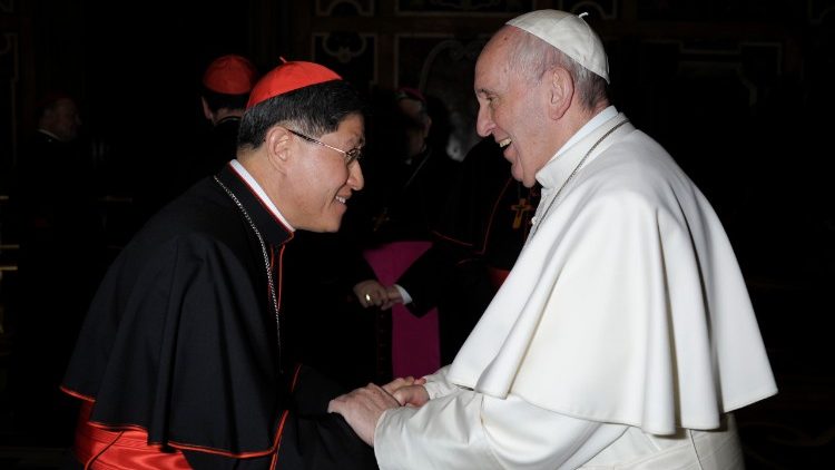 教宗接见圣座万民福音传播部部长塔格莱枢机