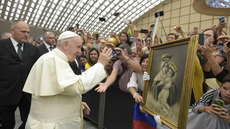 教皇フランシスコ、2018年8月22日、バチカン・パウロ6世ホールでの一般謁見