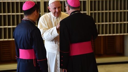 Le Pape à l'ouverture des travaux de la XVe Assemblée générale ordinaire du synode des évêques sur les jeunes, la foi et le discernement vocationnel, en octobre 2018. 