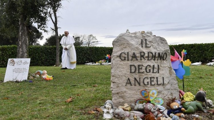 2018.11.02 Visita al Cimitero Laurentino