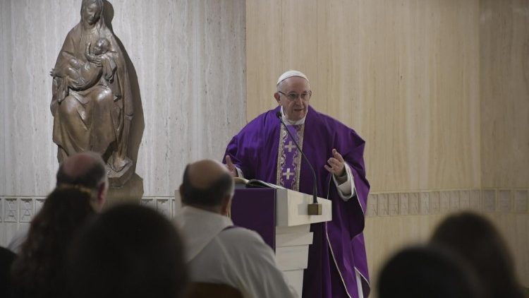 教皇フランシスコ、バチカン、サンタ・マルタ館でのミサ　2018年12月4日