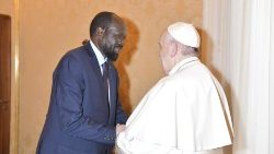 Im März 2019 lud der Papst verfeindete Führer des Südsudan zu spirituellen Einkehrtagen in den Vatikan