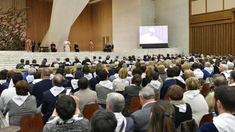 خطاب البابا إلى مدراء وأعضاء المركز السياحي الشبابي