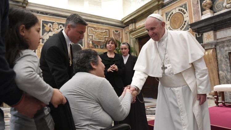Папа Франциск на срещата с Италианската федерация на асоциациите на глухите, 25 април 2019