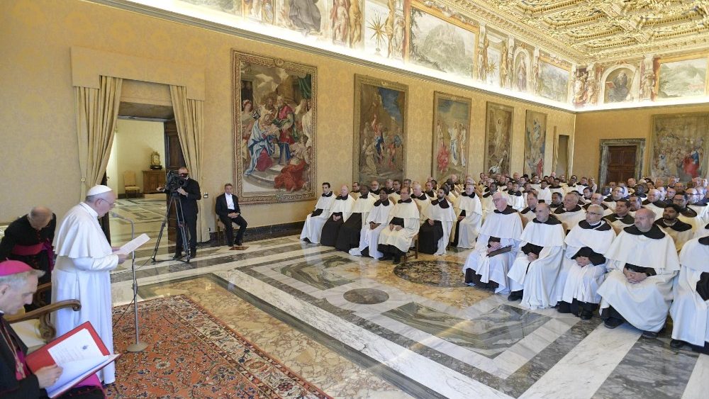 2019.09.21 Papa Francesco incontra i partecipanti al Capitolo generale dell'Ordine dei Frati della Beata Vergine Maria del Monte Carmelo (Carmelitani)