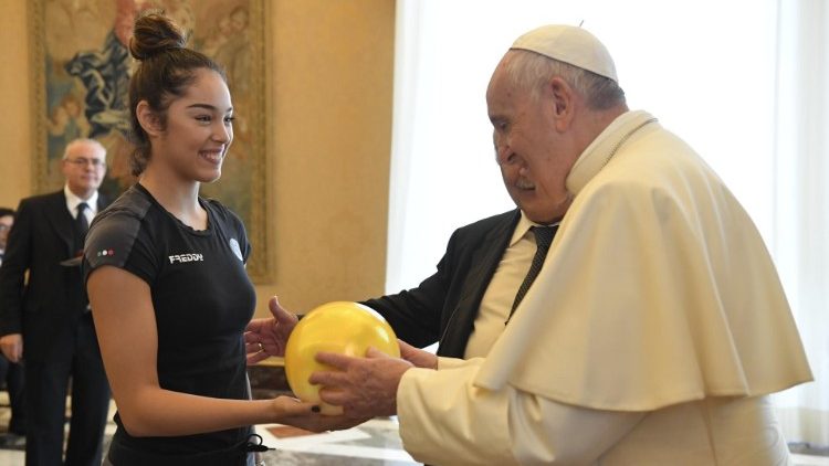 El Papa, con la Federación Italiana de Gimnasia