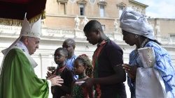 Sfântă Liturghie cu papa Francisc în Ziua mondială a migrantului și refugiatului din 2019 în Piața San Pietro