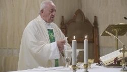 Le Pape célébrant la messe du lundi 30 septembre 2019 à la Maison Sainte-Marthe.