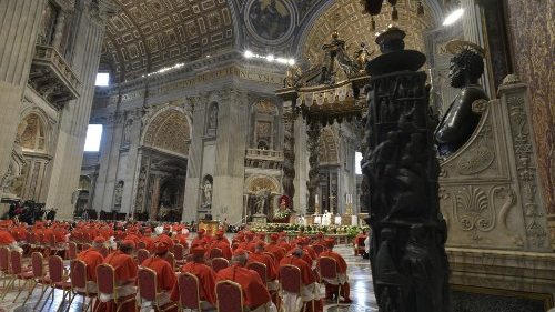 教皇、11月28日に枢機卿会議招集、13名の新枢機卿発表