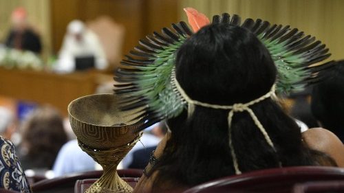 «Respectez notre histoire, nos cultures»: le cri d’un auditeur amérindien au Synode