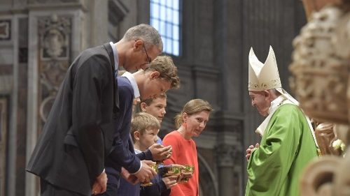 Pope's Mission Day message: Every Christian a witness to Christ in daily life