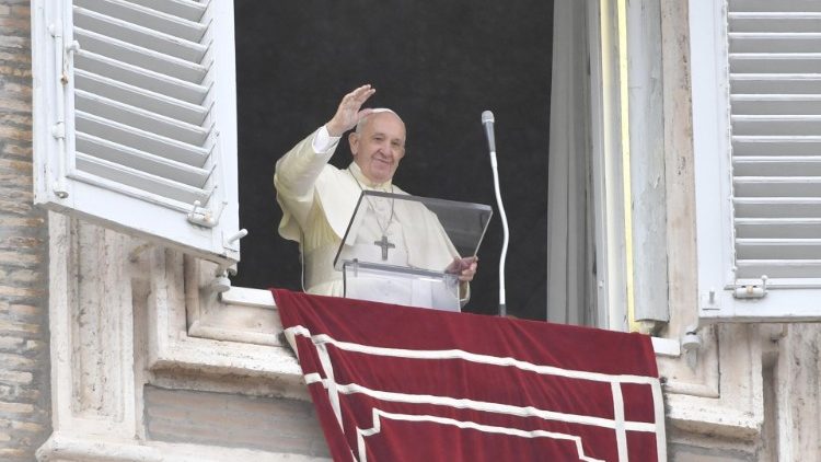 Papa pozdravlja hodočasnike