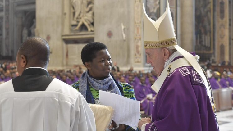 Pope celebrating a special Mass for the Congolese community in Rome on 12 December 2019