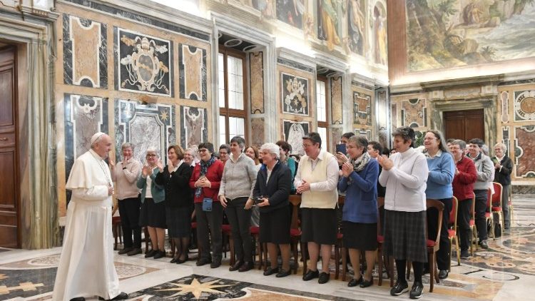 教宗接见意大利北部女性使徒合作者