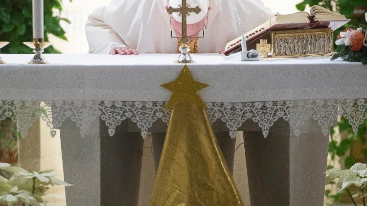 Påven Franciskus firar mässan i Sankta Marta 10 januari 2020