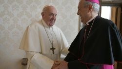 2020: Vatikandiplomat Gabriele Giordano Caccia mit Papst Franziskus