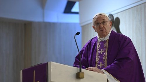 Frühmesse: Papst betet für an Coronavirus gestorbene Mediziner