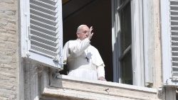 Papa Franjo na kraju molitve Anđeoskog pozdravljenja