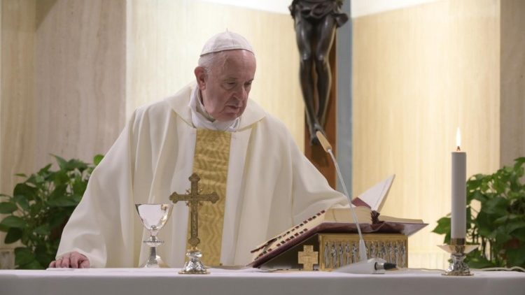 Messe célébrée par le Pape François à Sainte-Marthe, le 14 avril 2020