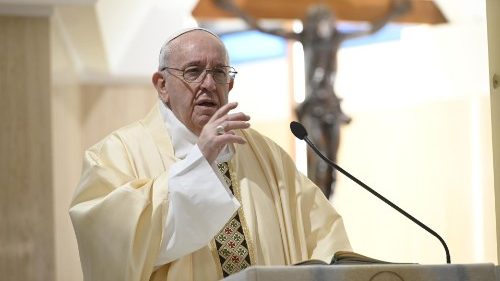 O Papa reza pelos artistas: sem o belo não se pode compreender o Evangelho
