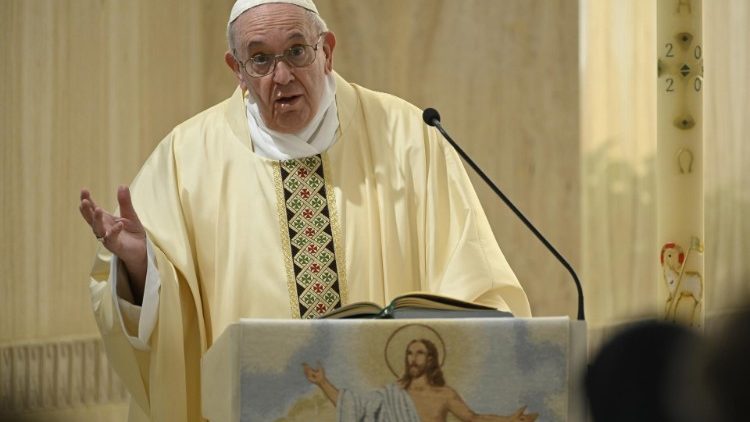 Papst Franziskus bei der Frühmesse