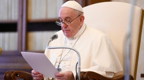 Папа: нулевая терпимость в отношении расизма, но также и насилия