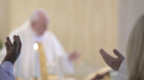 10 Jahre Papst: Franziskus feiert Frühmesse in kleinem Kreis