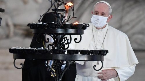 Påven Franciskus: ”Gud kommer ställa de som krigar till svars"