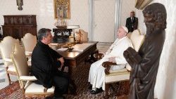 Папа Франциск с кардинал Марио Греч