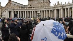 教皇フランシスコによる正午の祈りの集い　2020年12月6日　バチカン・聖ペトロ広場