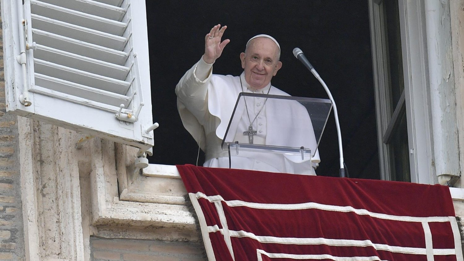 Pope Francis: Caring for the sick is not optional