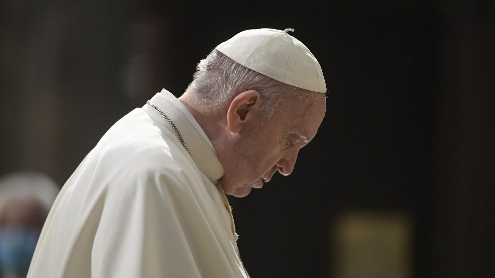 El Papa reza por el fin de la pandemia